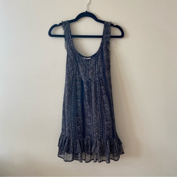 BILLABONG Bohemian Style Aztec Print Ruffle Trim Hem Mini Dress Size Small - Picture 10 of 14